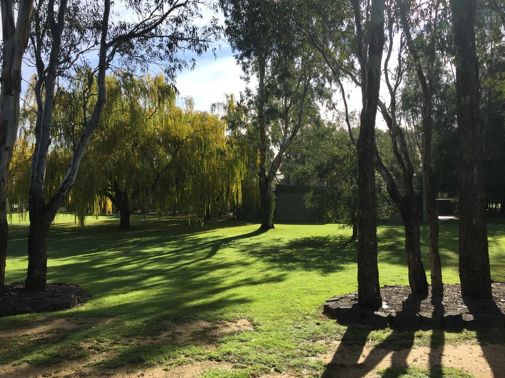 Riverspa Apartments Moama Buitenkant foto