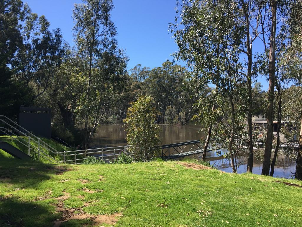 Riverspa Apartments Moama Buitenkant foto